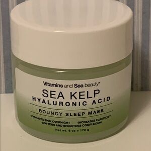 Vitamins and Sea beauty Sea Kelp Hyaluronic Acid Bouncy Sleep Mask Vegan